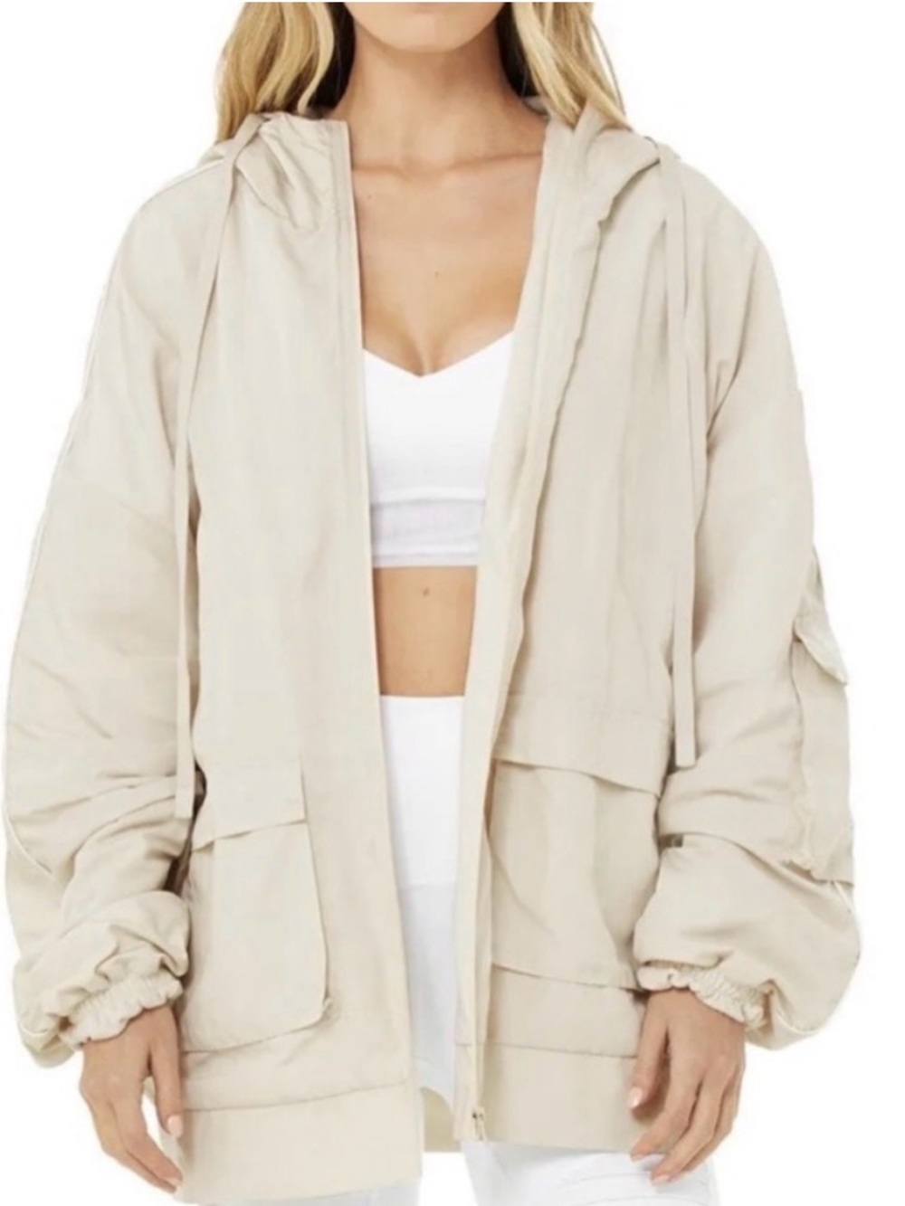 Alo Yoga Legion Reversible Jacket in Bone, Streetwear Size  Medium